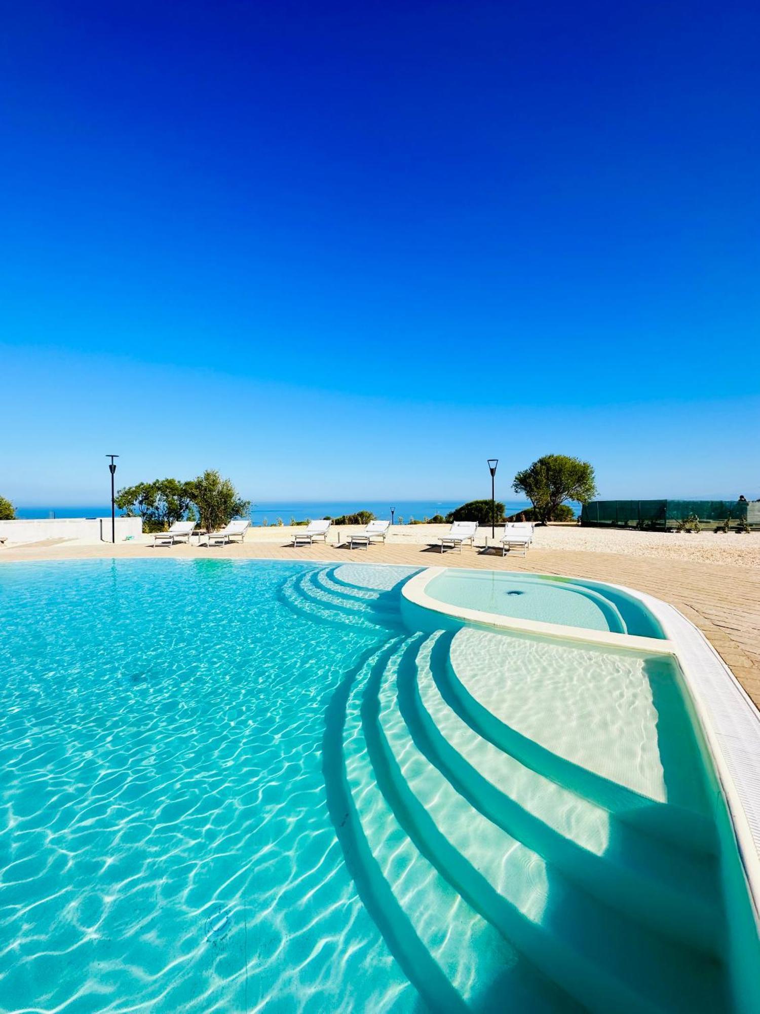 Residence Rocce Rosse Isola Rossa  Esterno foto