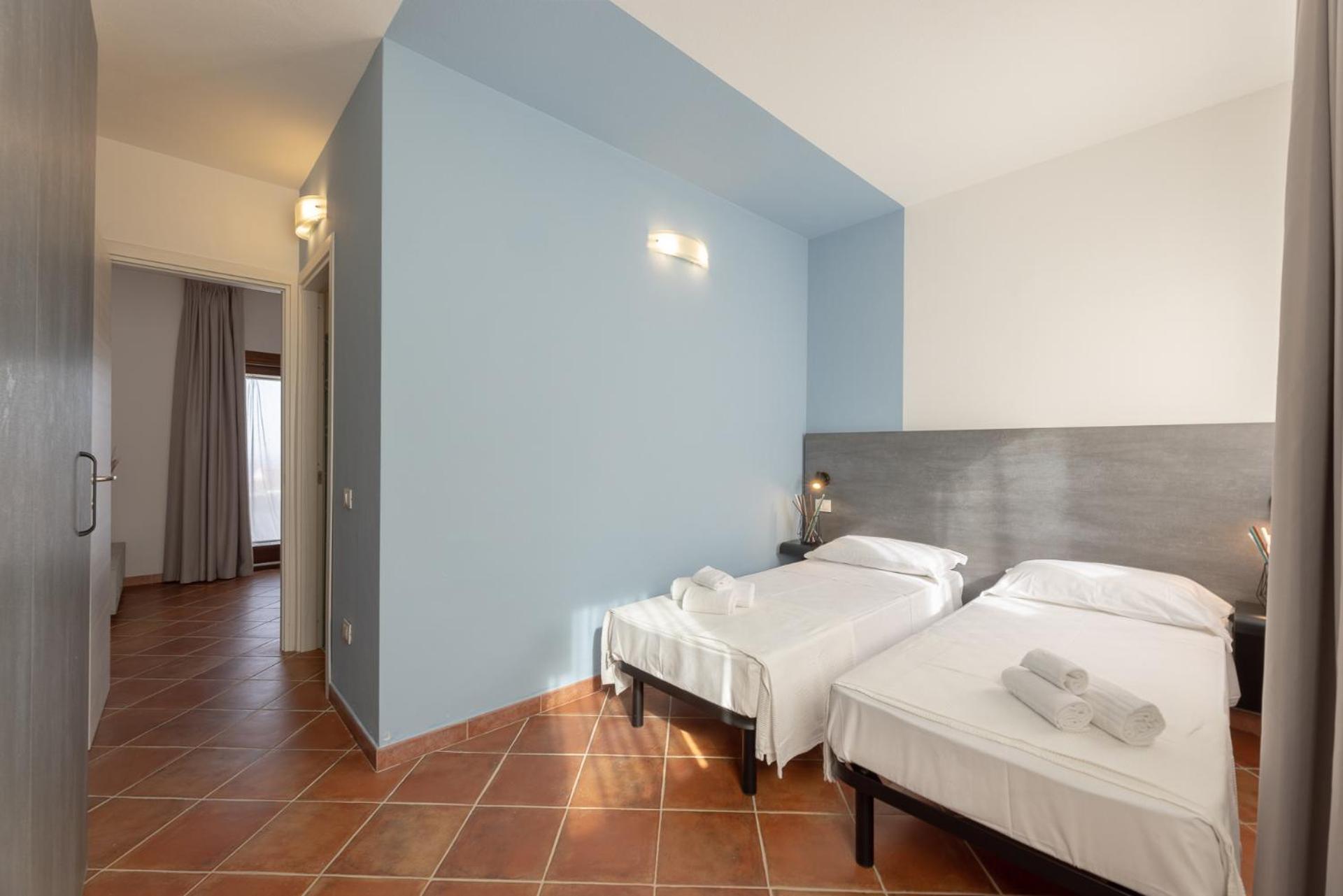 Residence Rocce Rosse Isola Rossa  Esterno foto