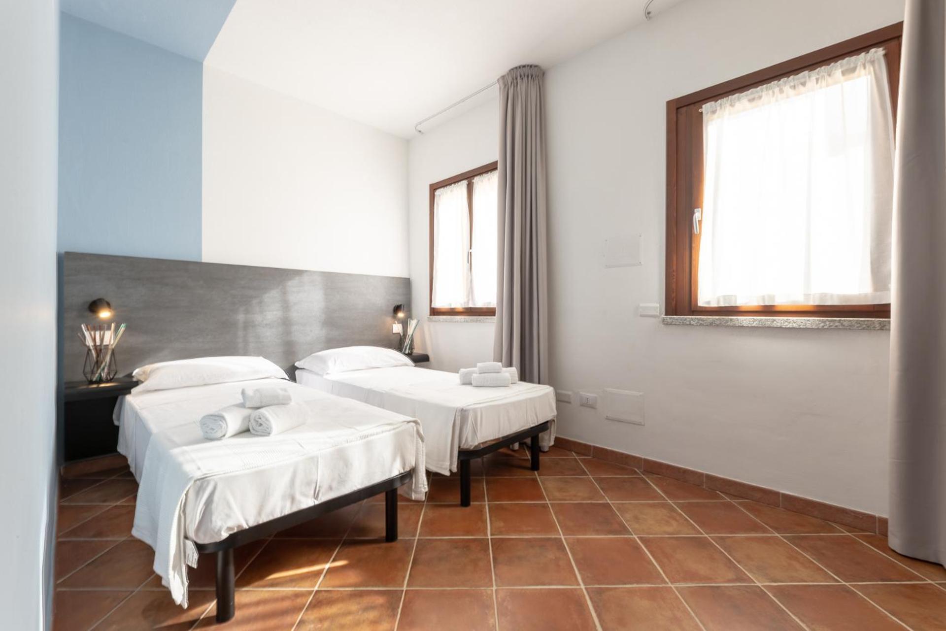 Residence Rocce Rosse Isola Rossa  Esterno foto