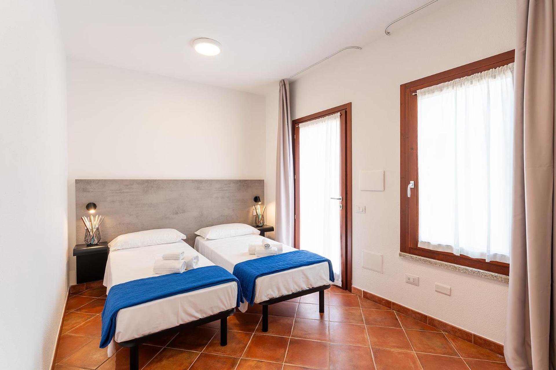 Residence Rocce Rosse Isola Rossa  Esterno foto