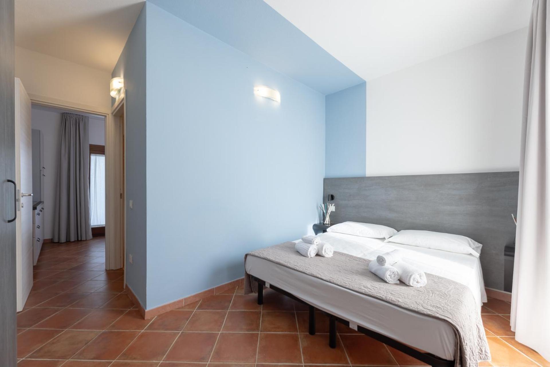 Residence Rocce Rosse Isola Rossa  Esterno foto