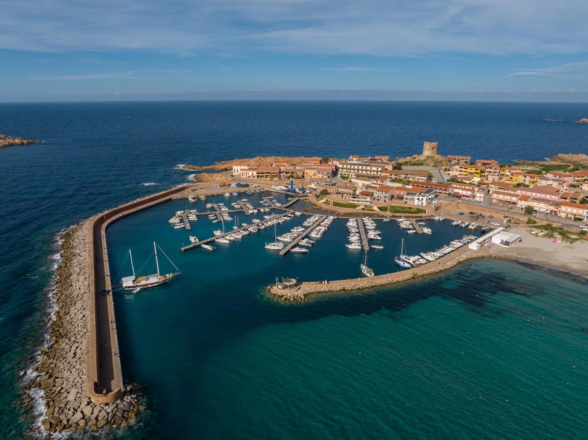Residence Rocce Rosse Isola Rossa  Esterno foto