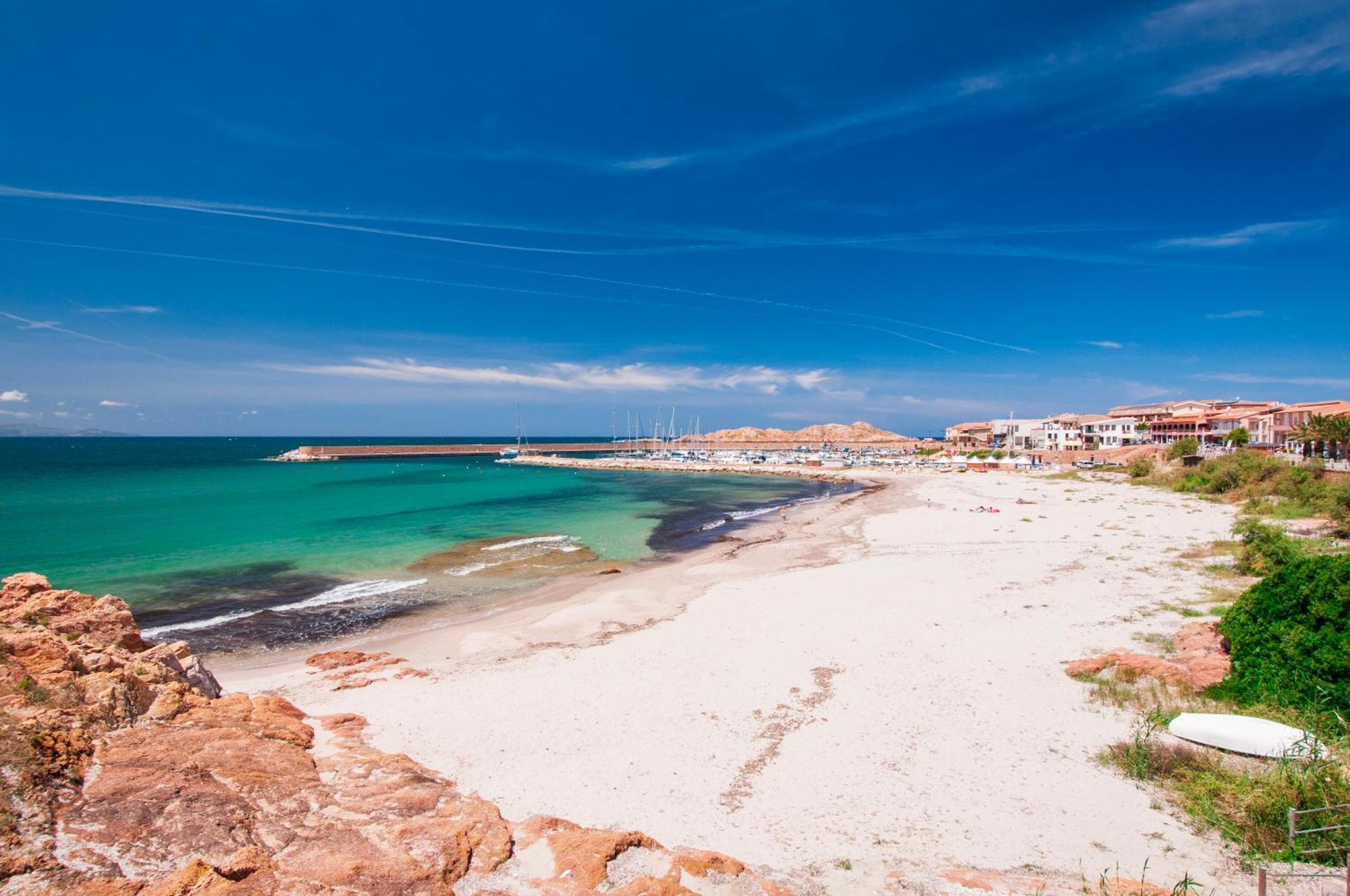 Residence Rocce Rosse Isola Rossa  Esterno foto